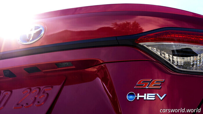 Toyota начнёт производство гибридной Corolla в США, инвестируя почти $1 млрд в местное производство | Carscoops